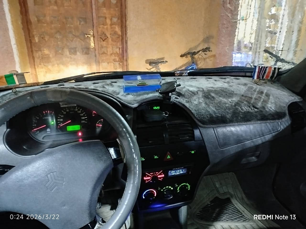 سلام عليكم طيبة موديل 2016 سيارة نضيفة لا تنقيص لا تبخير معدلهة يخبل أمانة الله  140 والسيارة تريد بعد تجي تفحص وتشوف كلشي شغال تبريد تدفئة راديتر وبنكة جديدة منضومة تبريد كاملة جديدة تحمل تاير جديد سيارة كلش كاعدة بيهة شوية تلحيضات بيهة خياسات جاملغات الخلفية خياسات شبر تجي تشوف السعر 38ورقة مكاني الشعب للاستفسار ***********
