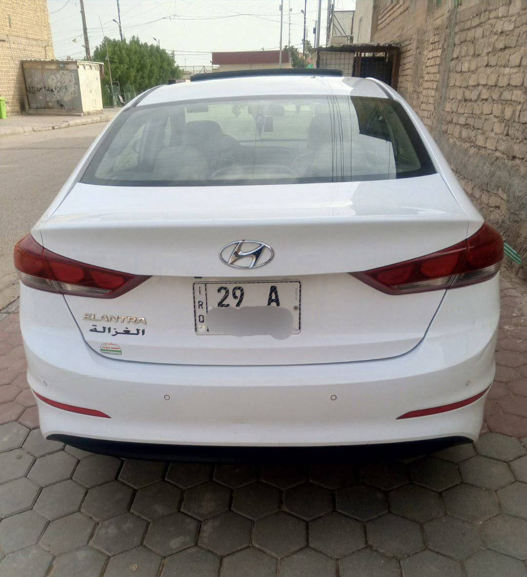 السلام عليكم الانتره موديل 2019 سوبر رقم واسط الدولي سياره جديده معنه الكلمه وجاهزه من كلشي تغليف ارضيه  بصمه فتحه كامره خلفي أمامي حساس خلفي أمامي تحكمات مري شفط تطبك ويه التقفيل ترحيب عند الاقتراب مكينه 2000 كير كفاله سياره فول للخير ماشيه 100 الف حقيقي بيه  ملاحظات بسيطه الاستفسار عله رقم ‏ *********** ‏ مكلف بنشر مكان السياره واسط
