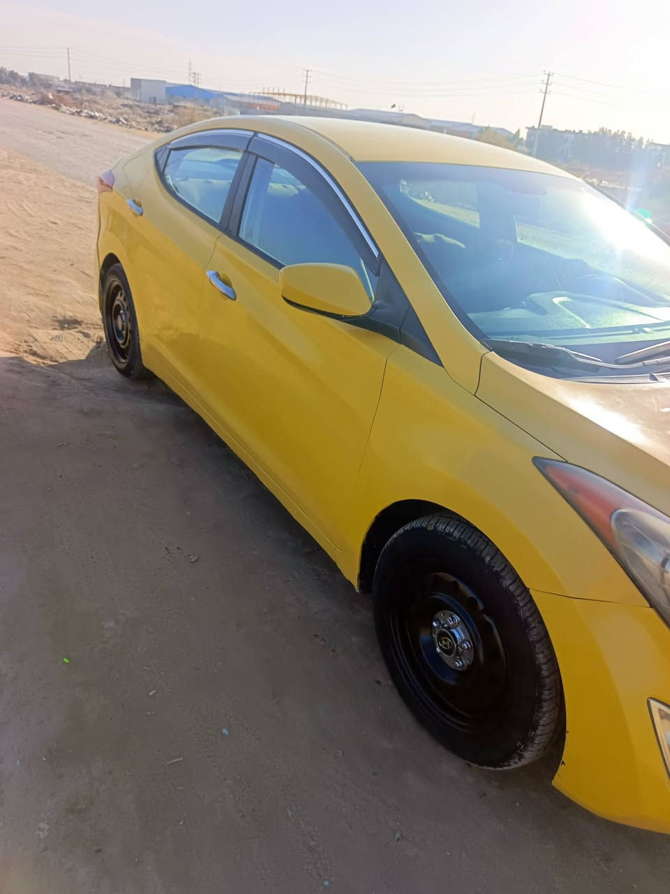 الانترا للبيع موديل 2012 امريكي ليبل واحد
حادث جاملغ ايسر مصلح نفسه باأمريكا
وبالعراق الجاملغ الايمن وركن البنيد هم مصلح نفسه
محرك 1800دوش لا تنقيص ولا تبخير
گير  جديد حداديه جديده
رقم السياره بابل باأسمي السنويه لل27
المواصفات: 
ايرباكات سليمه
عناصر تحكم جهتين
حساس خلفي
كامره موجوده بس الشاشه انضرب بيه كارت يعني بس تشد شاشه
مكان السياره ديوانيه
السعر ب98
للأتصال ***********
