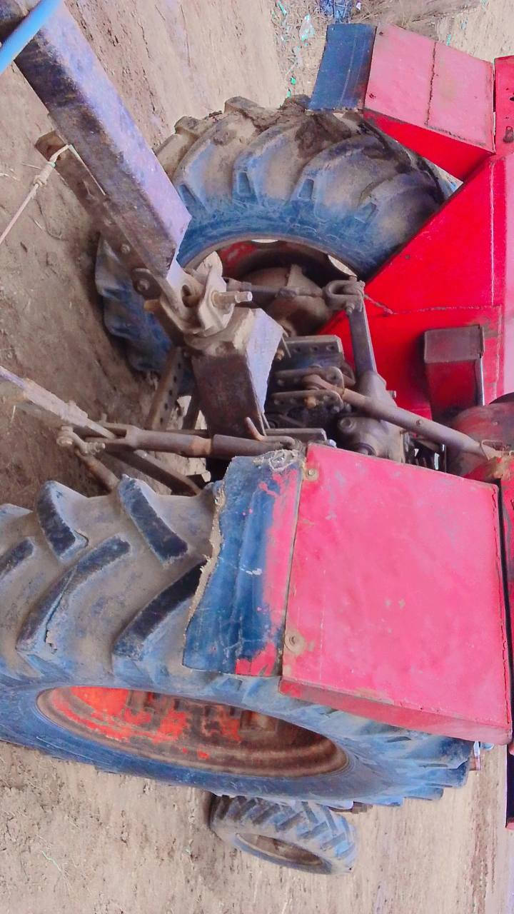 مكينه البيع عنتر  مع ديجر وخرماشه وباذره وعربانه السعر خاص   ***********
