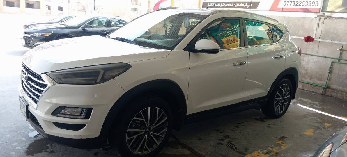 السلام عليكم 
توسان 2019 وارد خليجي مرقم بغداد مداور ثاني يوم فول مواصفات عدا بانوراما بصمه ابواب بصمه جنطه اشاره ترحيب اشاير بلمري مري شفط كشن كهرباء دواخل صاج لايت 4 عدسات بك لايت لد تحكم استيرن جهتين شاشه عطلات شاشه كبيرا كامرا دواره ويل كب كروم وضعيات قياده سياره جديده وبدون اي نقص مكينه 2000 دوش مكينه كير ع فحص ماشيه 95km الف 
السعر 160 وبيه مجال مكاني ديوانيه 
***********
