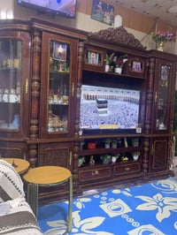 معرض • للبيع