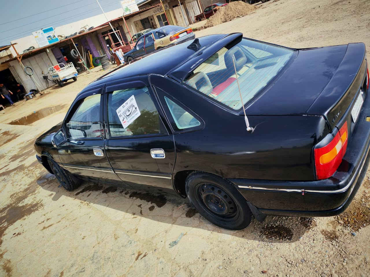 أوبل فكترا موديل 1991 محرك 18   السعر 28 الاتصال ***********
