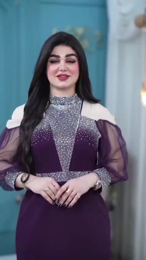 السلام عليكم بنات بمناسبه عيد الاضحى المبارك وعندج مناسبه يتوفر لدينا اجمل الفساتين جميع الالوان وموديلات وجميع القياسات السعر 25 الف يوجد توصيل بغداد ومحافظات


**إذا كنت صاحب هذا الإعلان وتريد حذفه لأي سبب، رجاءا أرسل رسالة إلى الدعم الفني**