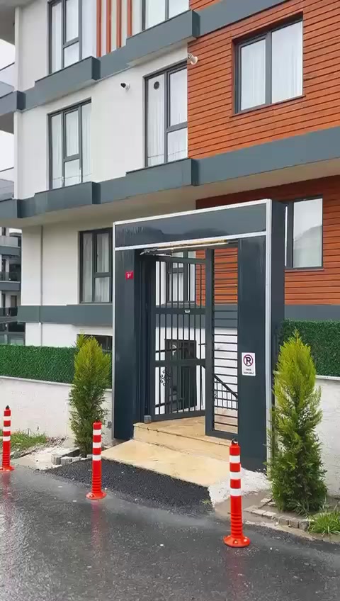 الشقة للبيع إسطنبول 
منطقة بيلكدوزو كول بنار 
عدد الغرف 1+2 
الطابق ارضي حديقة 
المساحة 130 متر 
حديقة كبير و جمليه 
قريب من البحر 
 ضمن بناء حديث 
السعر 115.000 دولار
السعر مناسب جدا 
للمزيد تواصل  
00905355896627 اسطنبول 
***********
***********
شركة ونداوي كروب العقارية اسطنبول يوسف باشا
