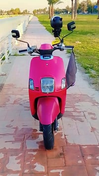 دراجه للبيع ستفسار ع رقم هاتف07700821772