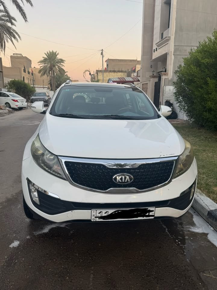 سبورتج ٢٠١١ خليجي فول مواصفات بانوراما محرك ٢٤٠٠ / المكانات المأشر عليها بارد بدون تكحيل وبيها نص باب خلف السايق صبغ اثر طخة ستوتة  .. مسويلها ادامة كاملة على ايدي  / ماشية  159كم قابلة للزيادة .. رقم الماني جديد وسنوية لحد 2030 وباسمي والسعر ١٣٠ $ .. اتصل او راسل واتساب *********** وبيك حيل وادلل بالمعقول مكاني بغداد الرصافة .. شكرا جزيلا
