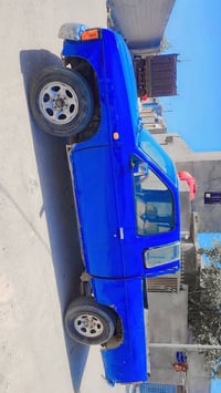 نيسان بيك اب • ٩٢ • اوتوماتيك