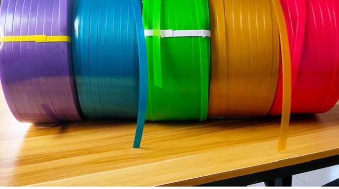 يتوفر لدينا شريط رزم 
عدة قياسات ومختلف الالوان للكميات 6-10-12-16 ملم للتواصل ***********
