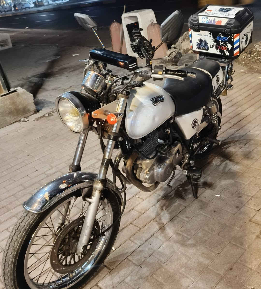 سلام عليكم شباب عندي هاي دراجة فورتي ساسوكي دراجة مكينة خير من الله بس بيه بعض نقوصات محركه 250 ومستعجل على بيعته سعره 800 وبيه مجال  وهاذة رقم *********** أو مراسلة خاص
