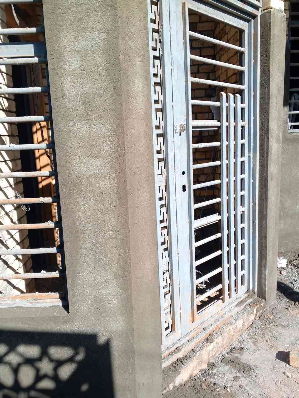 السلام عليكم خلفه لبخ ونثر وابياص وتكنيد مساطر شغل كدام العين متفرغ حاليا والتوفيق من الله موجود خاص او اتصل ***********
