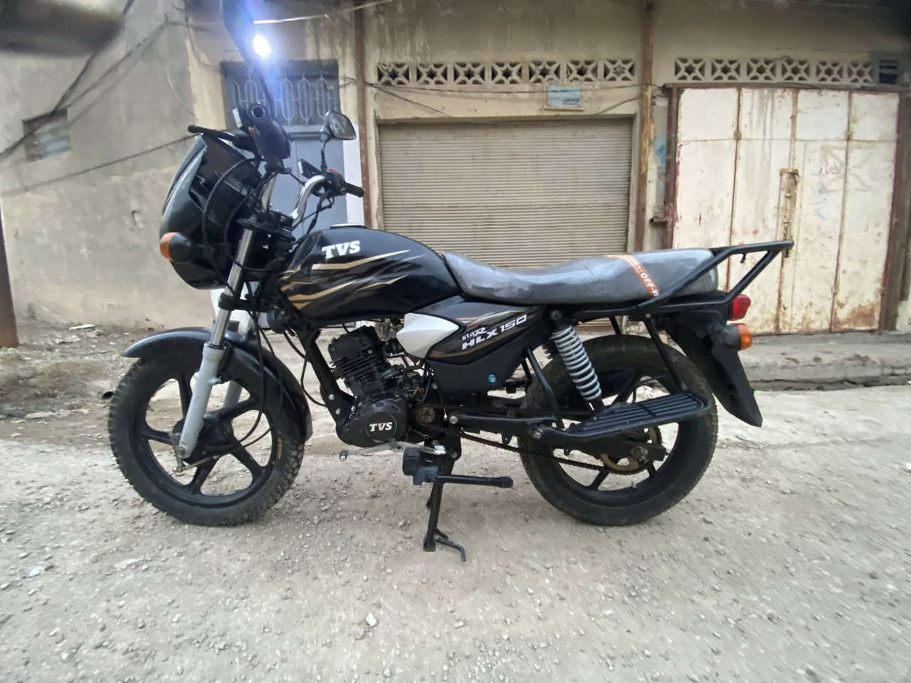 السلام عليكم دراجة tvs هندي 5 كير موديل 2021 اوراق كاملة نضافة خير من الله السعر 850 الف المكان ديالى المقدادية للاستفسار اكثر الاتصال ***********
