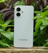 جهاز نضيف مستعمل 8 ايام فقط ( تكنو سبارك 2) ذاكره 128 .. السعر 100 قفل...