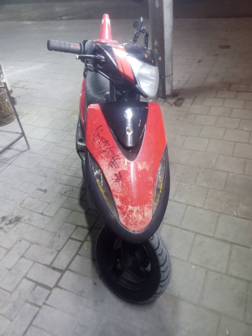 السلام عليكم دراجه ماكس عدله لبيع كهلابايات كله شغاله سلف وهندر مدينة الصدر دراجه بلاديه السعر 400بيه مجال دراجه نضيفه
