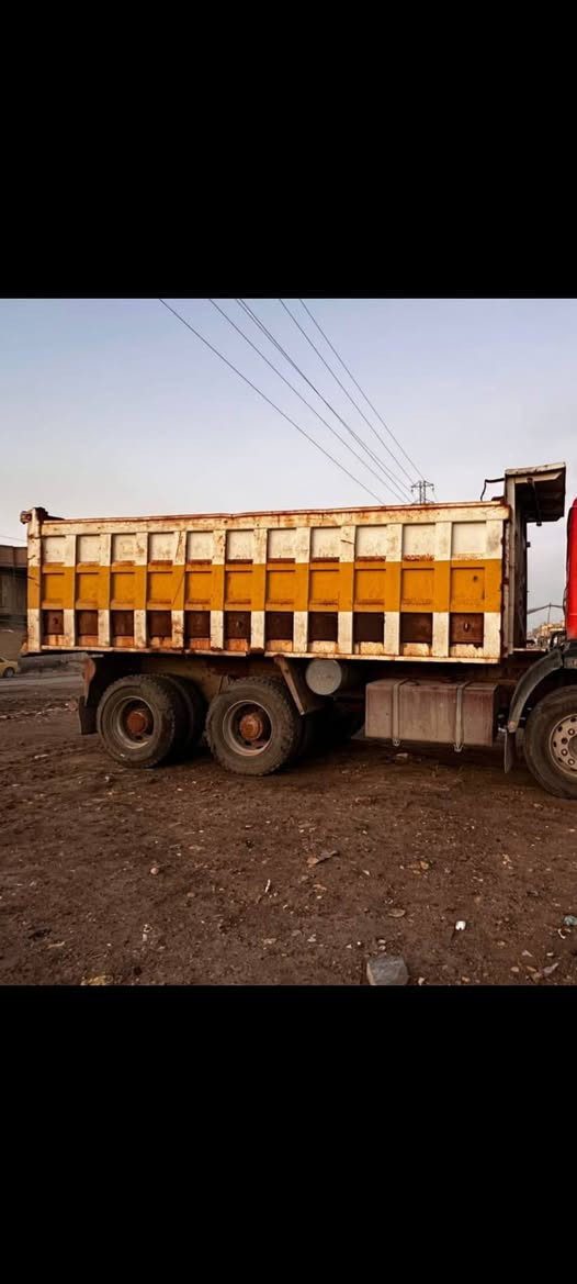 بدي للبيع طوله 5,50 ملكوط خياساته كله ونجه نضيف مكانه عماره
رقم الهاتف ***********
