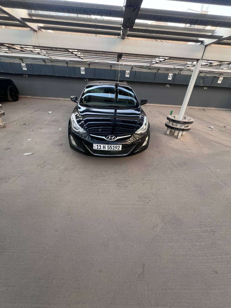 السلام عليكم النترا موديل ١٦ أمريكي
رقم بغداد جديد سنويه جديده هزه جديدة 
بيها بس بنيد مصبوغ بدون دواخل جملغ لخلفي بارد بي 
كير محرك كفاله صدر نضيف ما ناقصها شي ماشيه ١٣٠ 
تبريد تتفه شغاله سياره حلوه وجاهزه 
السعر ١٠٨ وبيها مجال بصيط 
عنوان بغداد لدوره 
رقم تلفون ***********
