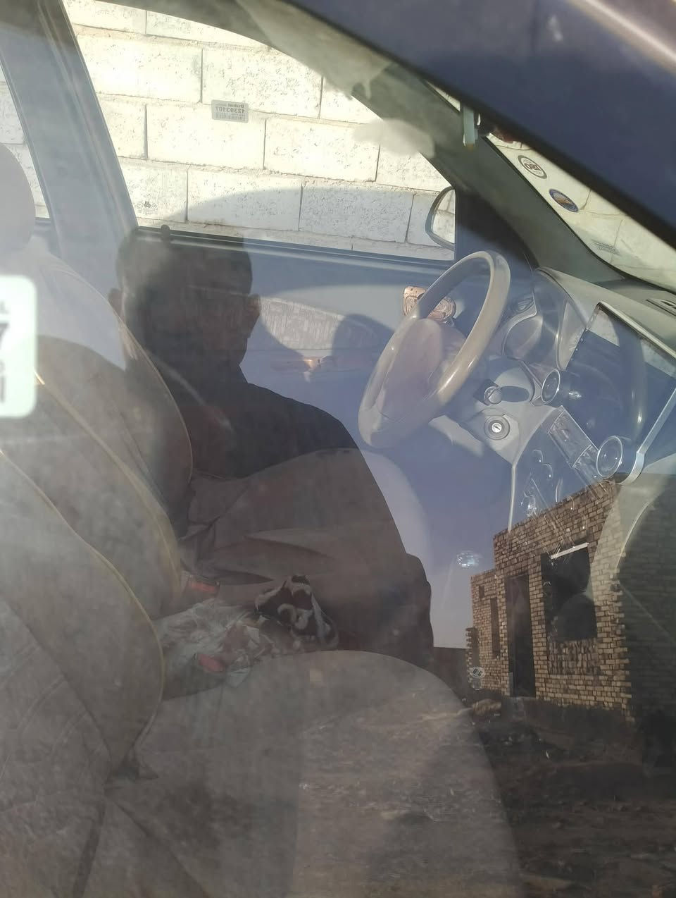 السلام عليكم طيبه للبيع موديل 16رقم بصره مداور شرط ثاني يوم يمي مصفره هيئه وغرامات كير مكينه كله شرط حداديه شرط تبريد تدفئه كله شغال كرهبائيات اكرر مداور ثاني يوم شرط المداور يمي ***********
