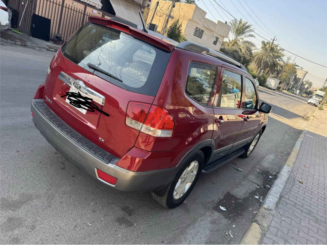 كيا موهافي خليجي موديل 2009 اللون احمر محرك 6 سلندر 3500 سبعه راكب  فول مواصفات جلد كهرباء كرسي السايق فتحة وبصمه فور فويل السيارة جاهزه مابيه اي نقص ماشية 255 الف  بيه فقط بارد موضح بالسونار جاهزه من كلشي مابيه اي نقص رقم بغداد مشروع وطني مكان السيارة بغداد الاعظمية او الصليخ السعر 118 ورقه بيه مجال للتواصل ***********  ابوحسن اذا اكو مراوس حسب القناعة
