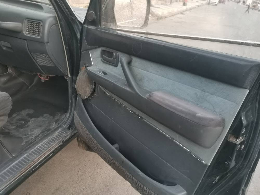 السلام عليكم ورحمة الله وبركاته اخوان سياره للبيع لاندكروزر ليلى علوي ١٩٩٢ محرك بلاد ٦سلندر بانزين گير عادي كابريتر ٤٥٠٠ سياره بسمي
رقم الهاتف ***********
فقط بيع ماراوس بغداد, العراق

