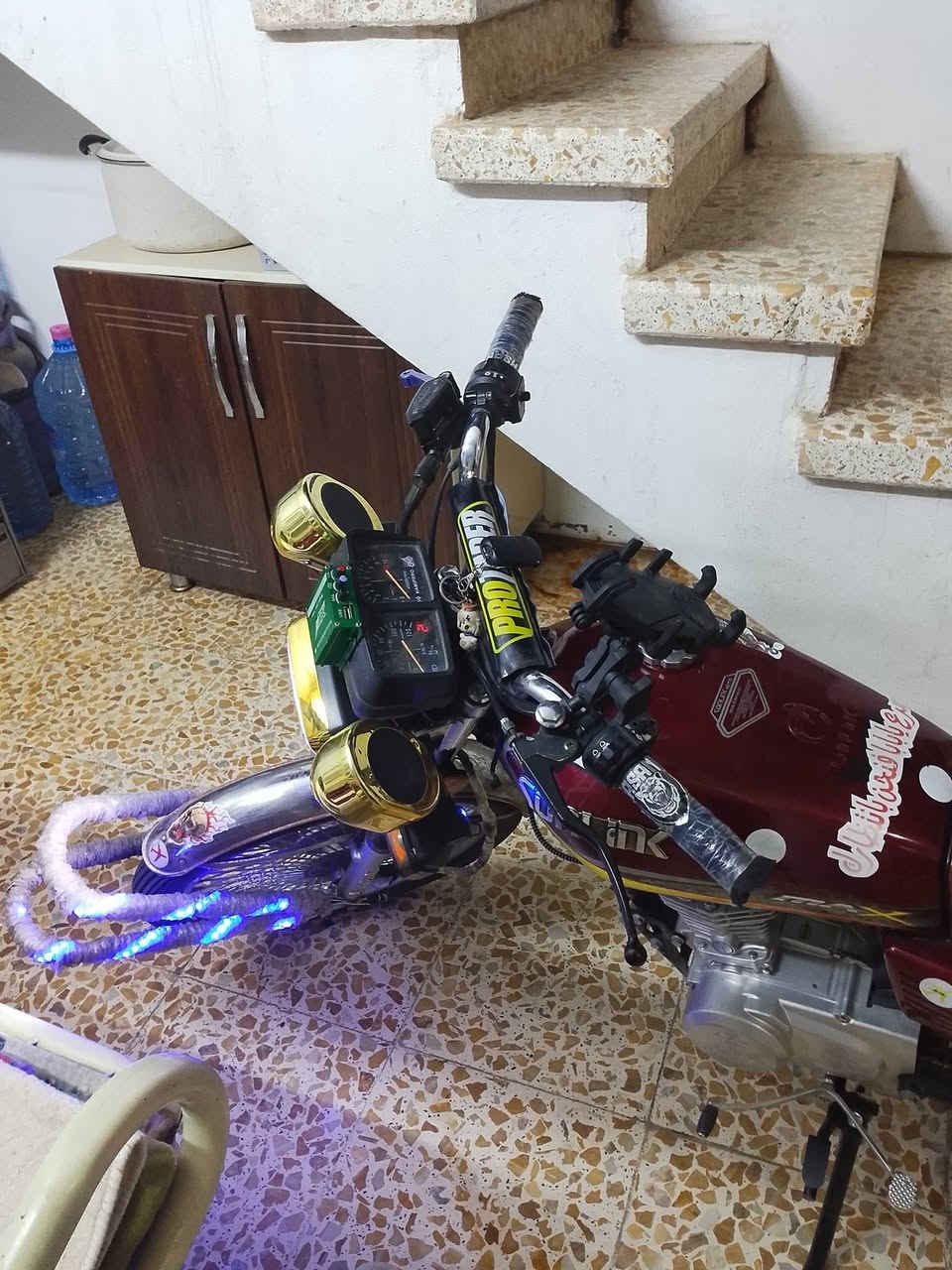 سلام عليكم ماطور ايراني للبيع سونك 2023مكينه تاربو مكينه كبس ما مفتوح كلا بلادي بي عقل رياضي اربع كير صلانصه بلادي طرب مكاني كركوك سعر 600 أو بي مجال لشراي نضافه كدامك رقمي ***********
