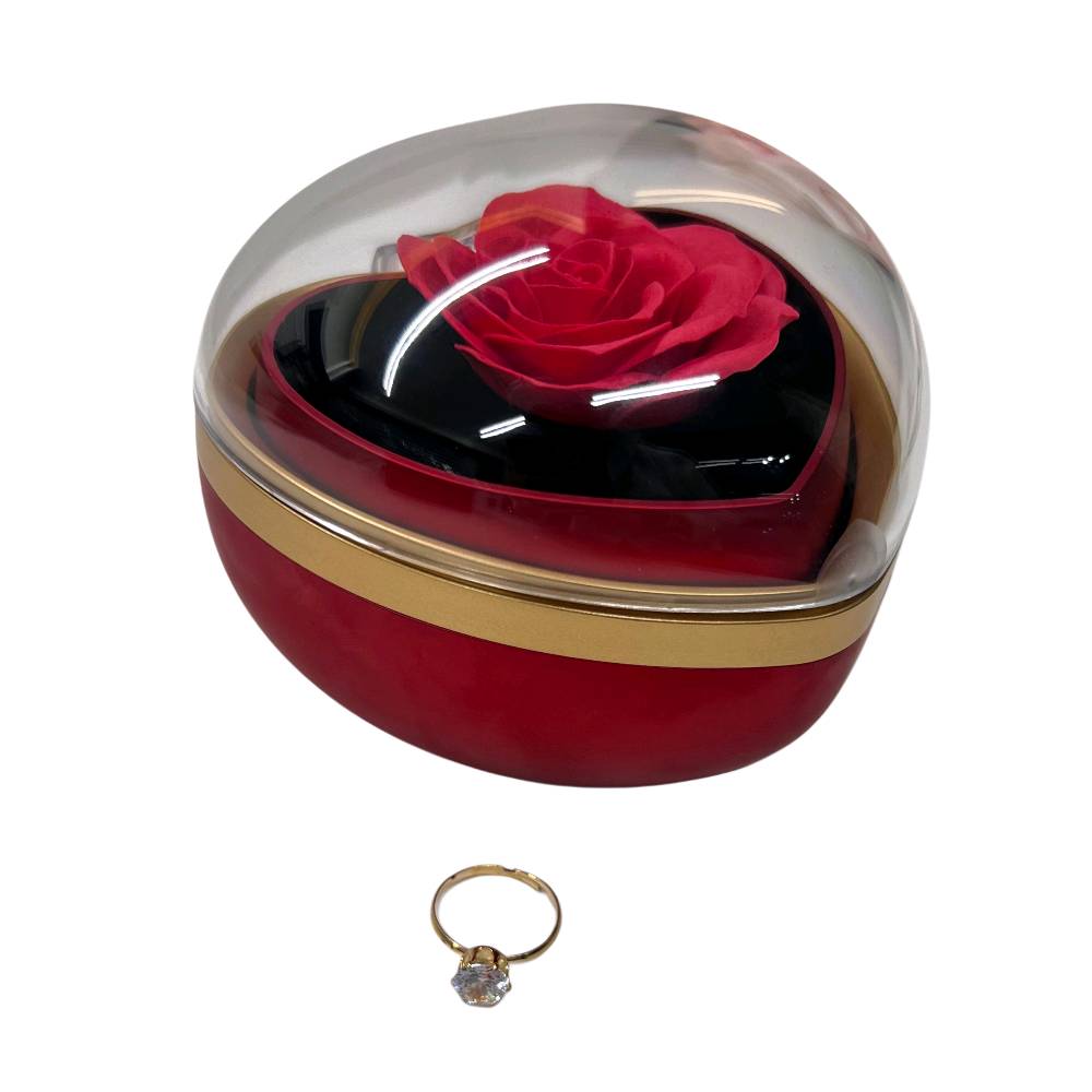 ️هدية عيد الحب قلب وردة  حمراء🌹 مع خاتم💍مناسبة كهدية ادللها بيها🥰
. 
. 
. 
. 
. 
. 
✨ هدية رومانسية تخطف القلب!
علبة قلب فاخرة تجمع وردة حمراء وخاتم بتصميم أنيق وغطاء شفاف يبرز جمالها 💍🌹
مثالية للمناسبات الخاصة ولحظات الحب التي ما تنسى

علبة قلب فاخرة مع وردة حمراء وخاتم – هدية رومانسية بتصميم أنيق

• علبة هدايا بتصميم قلب أنيق تجمع بين الورد والخاتم بشكل جذاب ومميز.

• غطاء شفاف على شكل قلب يبرز المحتوى الداخلي بشكل واضح.

• وردة حمراء صناعية محفوظة داخل العلبة لإطلالة رومانسية ثابتة.

• حامل مخصص للخاتم في منتصف العلبة بتصميم منظم.

• تشطيب داخلي بلون أسود مع إطار أحمر وذهبي لمظهر فاخر.

• تأتي مع علبة خارجية مكتوب عليها Love مع نافذة قلب وشريط حمل.

المواصفات:
• نوع المنتج: علبة هدية
• الشكل: قلب
• الغطاء: شفاف
• المحتوى الداخلي: وردة صناعية + خاتم
• كتابة على العلبة الخارجية: Love
• بطاقة مرفقة مكتوب عليها نص رومانسي (بالإنجليزية والصينية)

محتويات العلبة:
• علبة قلب بغطاء شفاف
• وردة حمراء صناعية
• خاتم
• بطاقة إهداء مطبوعة