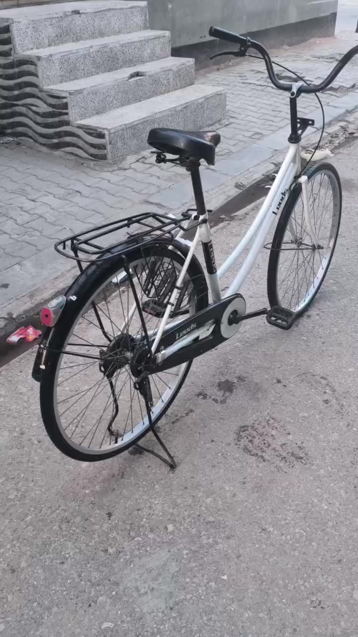 السلام عليكم
باسكل ليدز للبيع او مراوس موديل 20 
السعر 120 وبي مجال 
مكاني نجف حي المهندسين


**إذا كنت صاحب هذا الإعلان وتريد حذفه لأي سبب، رجاءا أرسل رسالة إلى الدعم الفني**