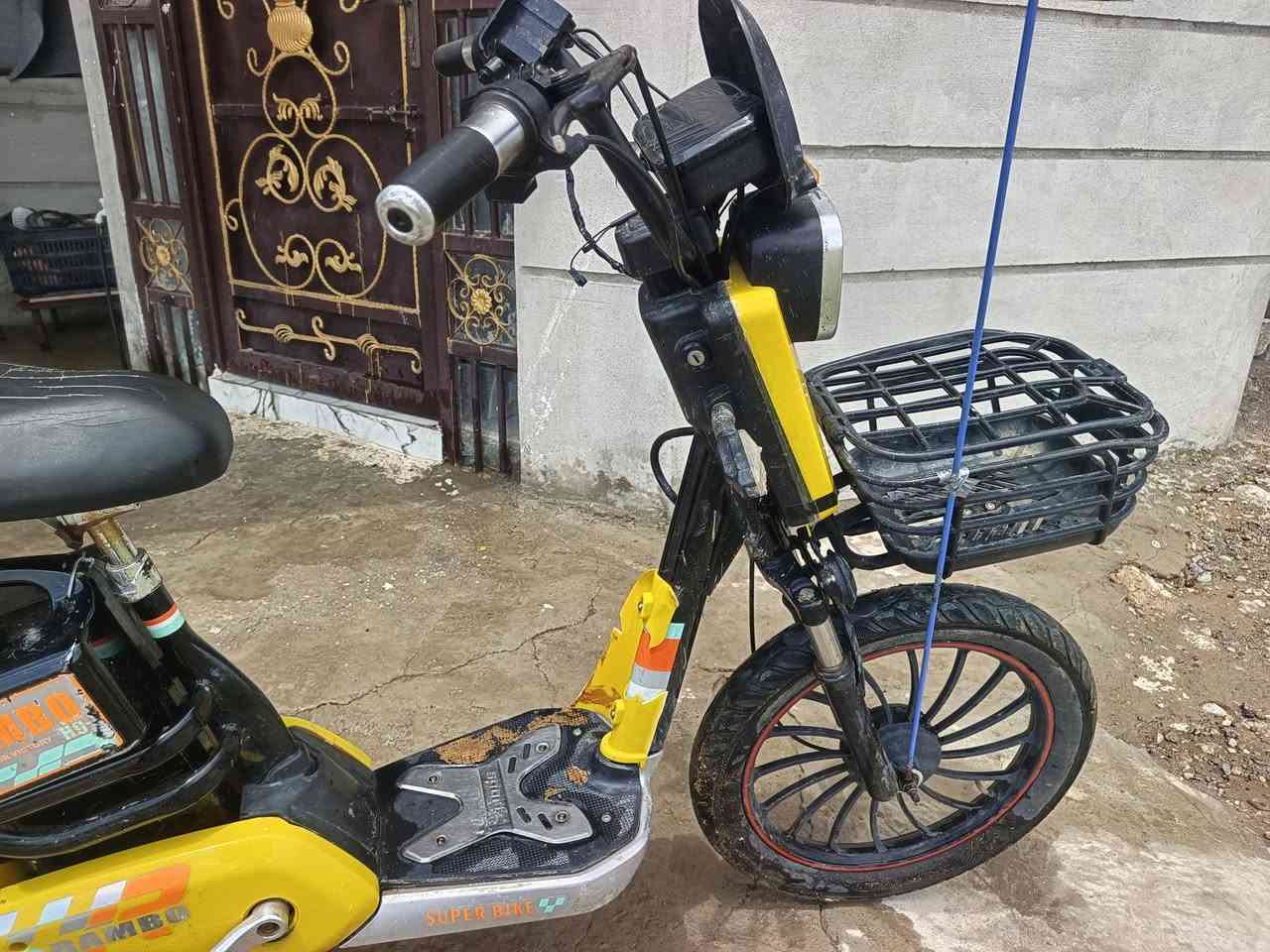 سلام عليكم يوجد موطور شحن كلشي شقال كهربائيات   السعر 250وبي مجال  
العنوان: ناحيه القياره جنوب الموصل قريه العوسجه  

الهاتف: ***********
