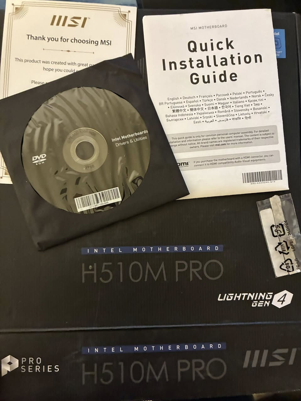 السلام عليكم شلونكم شباب
كارت شاشه 

EVGA RTX 3060Ti XC Gaming 8GB MA LHR
سعر 350 الف 

معالج انتل i5-11400F 
سعر 120 الف 

مذربورد 
Motherboards MSI H510M PRO
تحتوي على اربع منافذ sata + منفذ m.2 
سعر 80 الف 

جميع الملحقات موجوده + الكراتين 

لحد يصير ظريف ويكول غالي لان اني مشتري التجميعه من جانت الاسعار غاليه والوصل موجود

*********** 
بغداد / زيونه
