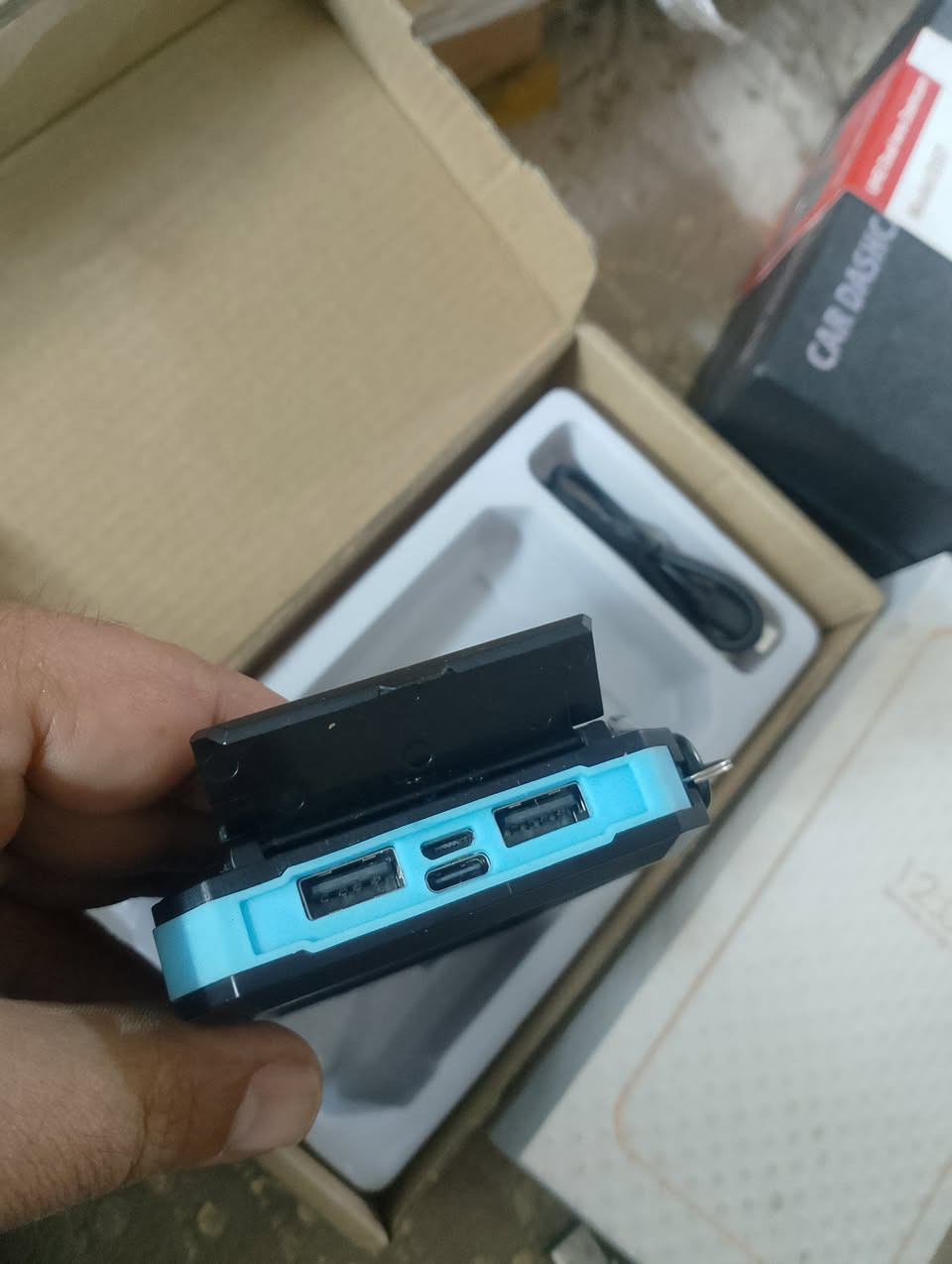 بور بنك طاقة شمسية ولوح شحن 
السعر بور بنك 30الف واللوح 15الف


**إذا كنت صاحب هذا الإعلان وتريد حذفه لأي سبب، رجاءا أرسل رسالة إلى الدعم الفني**