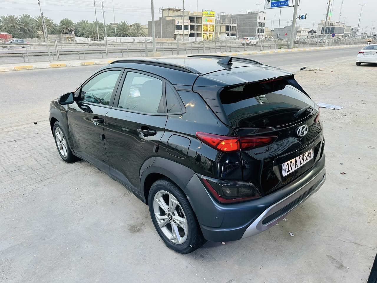 كونا 2022 بيها صبغ قطعتين فقط صور سونار بلمنشور
مواصفات
مكينه2000دوش
بصمه
شاشه جبيرة +كامره
رادار امامي +جانبي
توقف ذاتي
تحديد مسار
تشغيل عن بعد وباقي المواصفات العاديه
رقم كربلاء بأسمي السعر 135 وبيها مجال
***********
