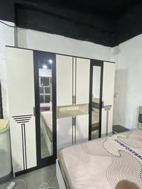 غرفه تركيا للبيع (5) قطع الغرفه اخت الجديده استعمال قليل الغرفه عدا ال...