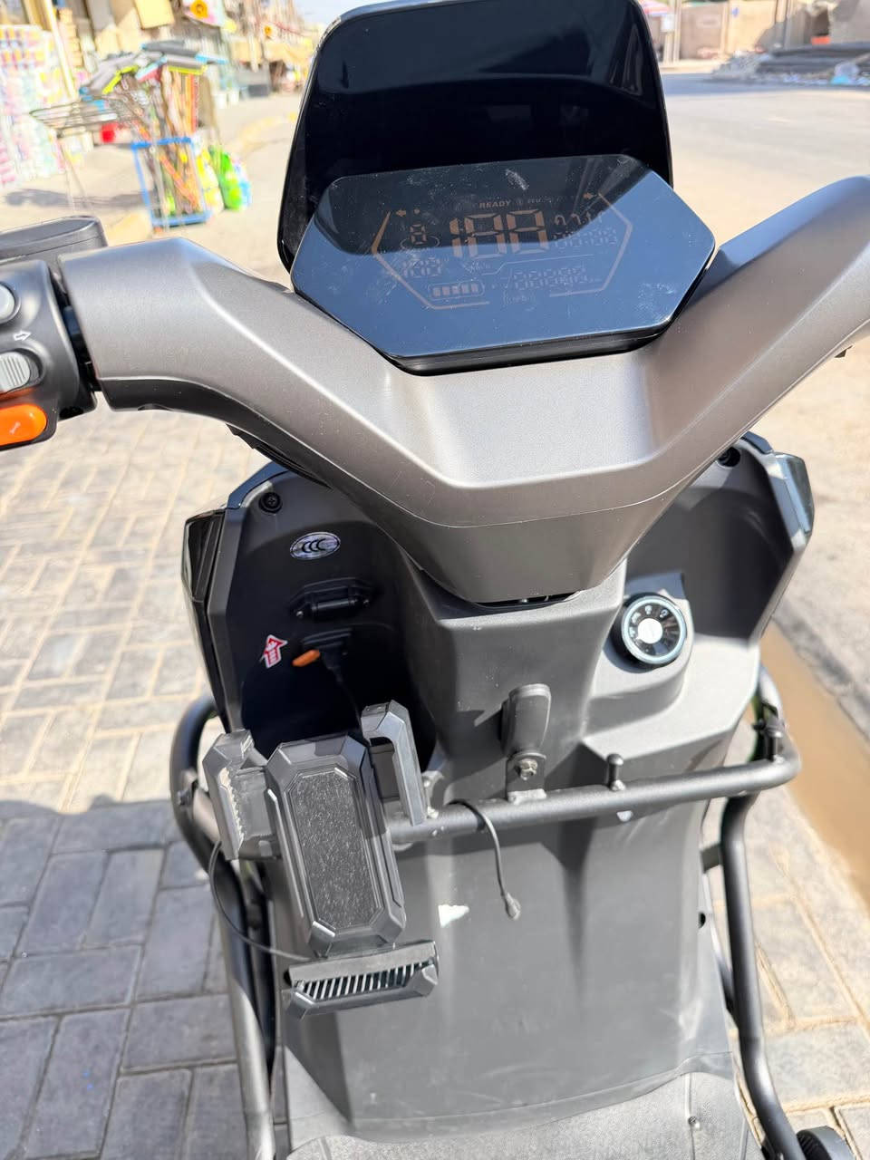 العنوان بغداد الدورة المهدية الثانيه 
السعر هم بيك خير ودلل قلبي
رقم الهاتف 
***********
لتواصل واتساب او اتفضل ماسنجر خاص 
طبعاً الدراجة مستعملة اسبوعين فقط سبب البيع مضايق على فلوس Colombo, Sri Lanka
