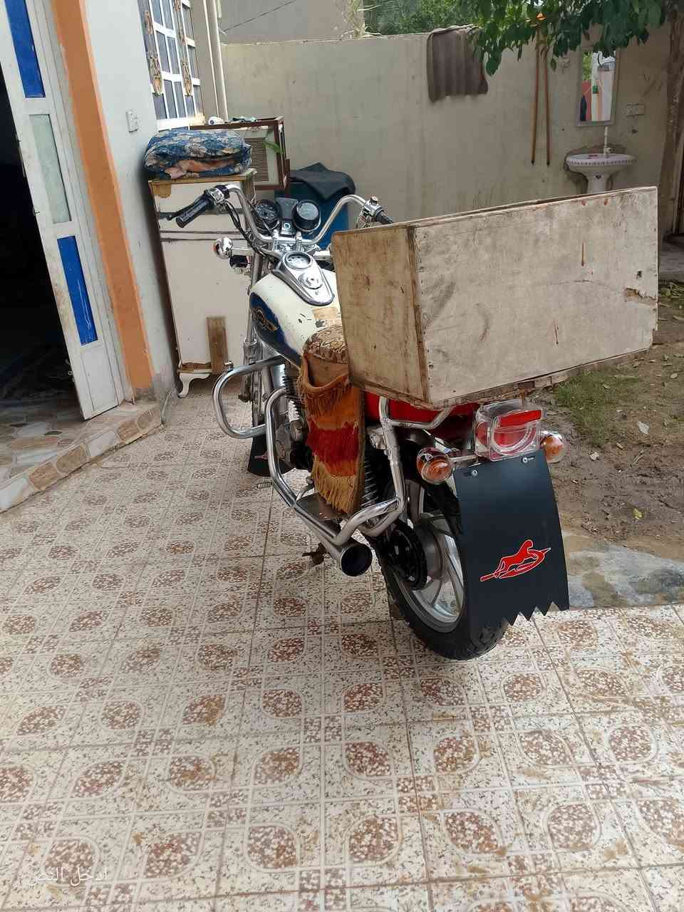 السلام عليكم دراجه للبيع خير من الله مناقصها كلشي نقصها فقط الاوراق واسويلك مكاتبه مكان بعقوبه الرحمه ب 300وبيها مجال للتواصل ***********
