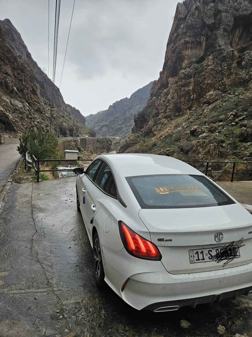 اسلام عليكم MG GT للبيع
موديل 2023

ماشية 100 

بيها قطعتين صبغ بنيد وجاملغ طخة خارجية مواصلة للدواخل ابد

وبيهة PDR جاملغ امامي ورصعات بالباب

وهاي الطخة الي بالباب ممصلحة

السيارة مال شركة قبل شهر طلعناها من الضمان
كير اوتماتيك

السعر 103 وبيهة 

***********
