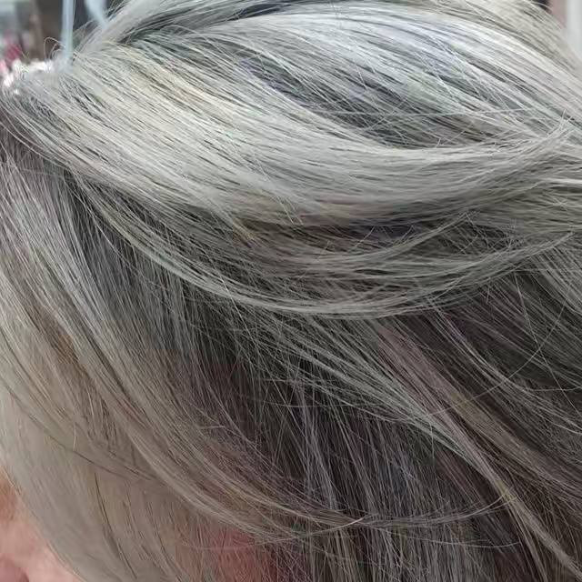 للاستفسار والحجز: ***********"
