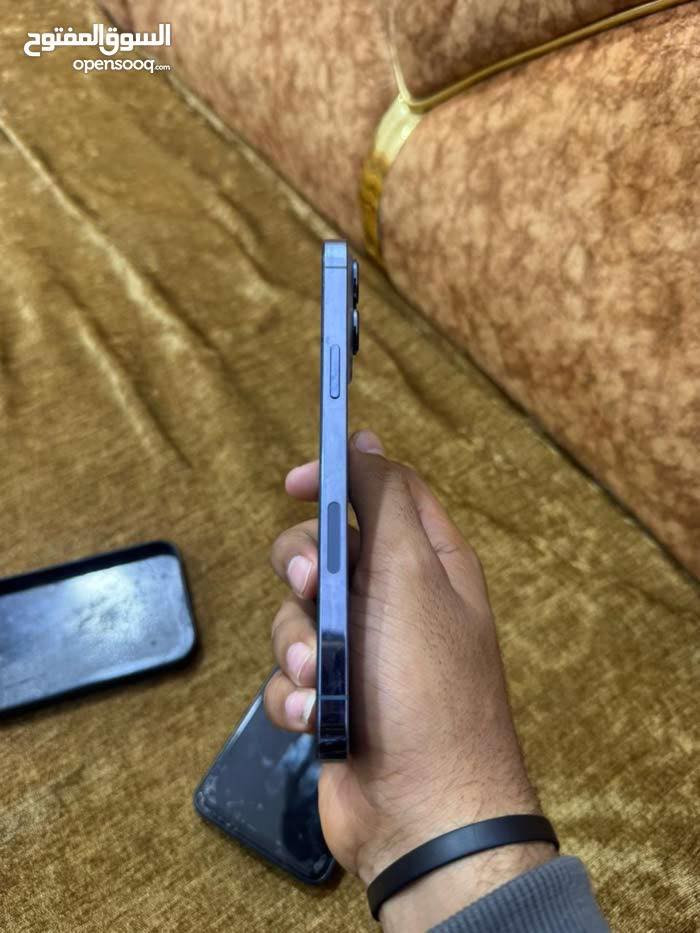 ١٣برو ماكس جهاز جديد بطاريه ١٠٠ السعر ٦٧٥ عنوان البصره كرمه علي رقم *********** جهاز ما مفتوح
