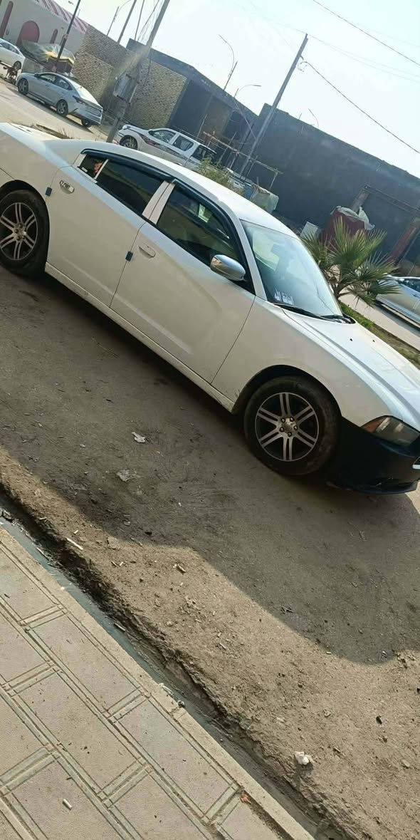 سلام عليكم شارجر لبيع مكفوله مكان سماوه قضاء لخضر ***********
