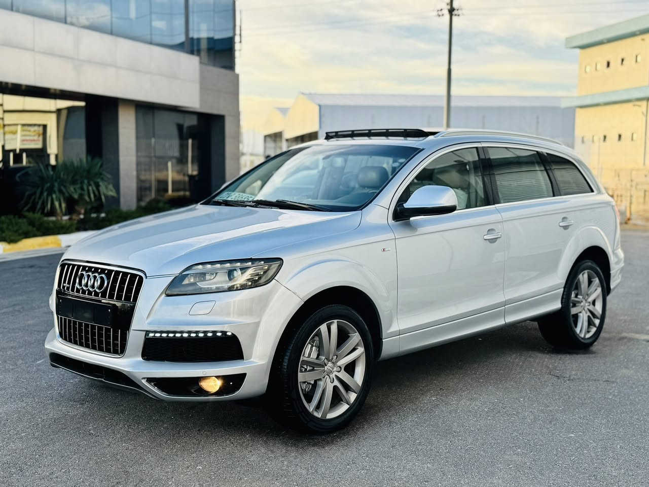 بسم الله الرحمن الرحيم
ئاودى Q7 S-line Quattro 2012 فول مواصفات ١/١
مواصفات خليجي وكالة شريكة سردار ضمان دولي
لون سلفر
------------------------------------------
مكان🌆: سليمانى                سعر💵: 139$
هاتف☎️: ***********
------------------------------------------
محرك سته سلندر V6 3.0L سوپه ر چارچ محرك بنزين
گير و محرك بشرط مابي سوت و دغان و صرف  خلل مابي
ماشية 105 الف حقيقى
------------------------------------------
سيارة حيل حيلوة جديد ماشالله
بدون صبغ 
سيارة كل على وضع بيلادي
سنوي بسمي تحويل نفسل يوم  
سنوي و ارقام جديد ٢٠٣١
-----------------------------------------
مواصفات
{ بصمة - پانوراما - داخل اصفر - صندوق شفت - ٣ پردة - ماوس - ٧ راكب - كشنات جلد - كشنات كهربا - سيدي بوكس - تبريد مركزي - كاميرا - حساس خلفي و امامي - لايت ليد - ڤوليوم - تحديد سورعه - وبعد )
-------------------------------------------
اربع تايرات و ويل بيلادي جديد
ته حويل غه رامة بشرط سنوي بأسمي
سيارة شرط بدون اى نواقص گير و محريك و حدادي و كاهرباى كولة بشرط
--------------------------------------------
بسم الله الرحمن الزحيم
‏ AUDI Q7 quattro S-line 2012
ئاودى موديل Q7 S-line 2012فول فول مواسفات پانؤراما
مواسفات خليجى سفرى شه ريكه ى سه ردار زه مان
ره نگى سلفه ر 
-----------------------------------------
شوين🌆: سليمانى              سعر 💵: 139$
موبايل☎️: ***********
-----------------------------------------
مه كينه V6 شه ش بستؤن 3.0 سوپه ر چارچ به نزين
گيرو مه كينه ى به شه رت
سه وت و سه رف و خه له لى نييه به شه رت
 105 هه زار حه قيقى رؤيشتوه

-----------------------------------------
بي بوياخه 
زؤر جوان ماوه ته وه و نمونه يه له جوانيدا
به ناوي خومه وه يه سه نه وي تا ٢٠٣١ تازه يه
-----------------------------------------
مواسفات
( به سمه - پانؤراما - ناوزه رد - په رده - سندوق شه فت  - كوشن جلد - ماوس - سيدى بؤكس -سئ ريز كوشن - ته بريد مه ركه زى -  كاميرا - حاسه ى پيش و دوا - لايت ليد - ڤؤليؤم - تحديد سورعه - زؤر مواسفاتى تر )
------------------------------------------
چوار تايه ويلى تازه ى و كامل سيرڤزى بؤكراوه
سه نه وى به ناوى خؤمه وه يه
ته حويل و غه رامه به شه رت
{{ گير و مه كينه و كاره باى و هه موو گيانى به شه رت }}
------------------------------------------
