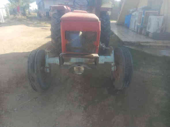 البيع تركتر عنتر جاهزللعمل نكره سلف باور ستيرن السعر 3500 المكان بيجي الاتصال على الرقم التالي ***********
