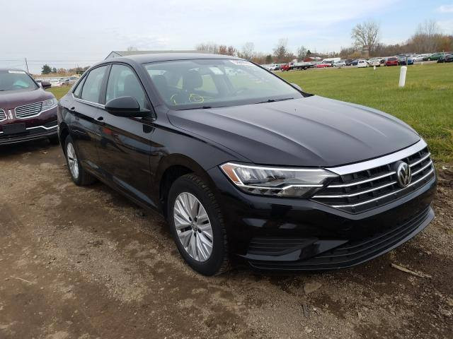 جیتا 2019 زۆر خاوێنە وەکو کلین تایتل پشت و پێش کەپس بەشەرت
مەکینە و گێڕی بەشەرت 
مواسەفات S
تەنها 77 هەزار میل رۆیشتوە
مواسەفات هەر چوار لای ڕادار و برێک دوگمە زۆر مواسەفاتی تر
تەنیا دوو پارچەی لێکخشاندنی هەیە کە زۆر خەفیفە ئەویش نیوەی دەرگای سایق لەگەڵ نیو چامڵغی پشتەوەی سایق
بێ ئێرباگ بەشەرت ڕادێتەری بیلادی بەوابە و بەردی گزۆزی بەشەرت هەمووی بیلادی
تێبینی : وێنەی سیارەکە لە ئەمریکا دانراوە 
بۆ زانینی نرخ
رەقەم تەلەفۆن و وەتسئاپ *********** أربيل, العراق
