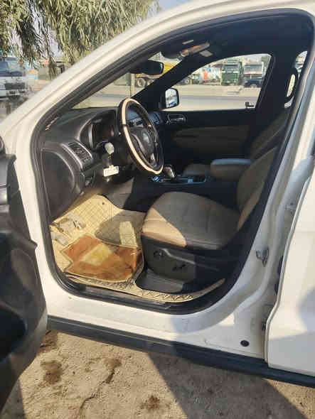 سلام عليكم ورحمة الله وبركاته
جيب لاريدو 2020 مكينه وكير مكفولات حدادة وتبريد مكفول السيارة ماشية 87 العنوان بغداد حي البتول قرب حي النصر مصبوغة حزام السيارة السعر 175 وبيها مجال
رقم الجوال ***********
