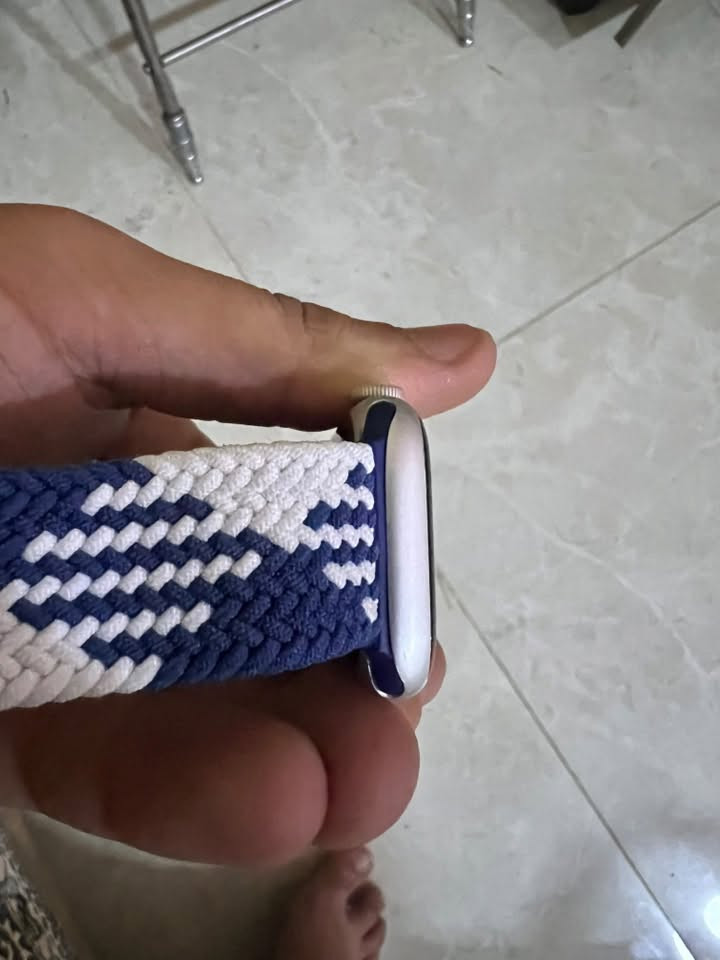 السلام عليكم ساعه ابل جيل 9 حجم 45 بطاريه 96 لبيع السعر 250 وبيها مجال
***********
