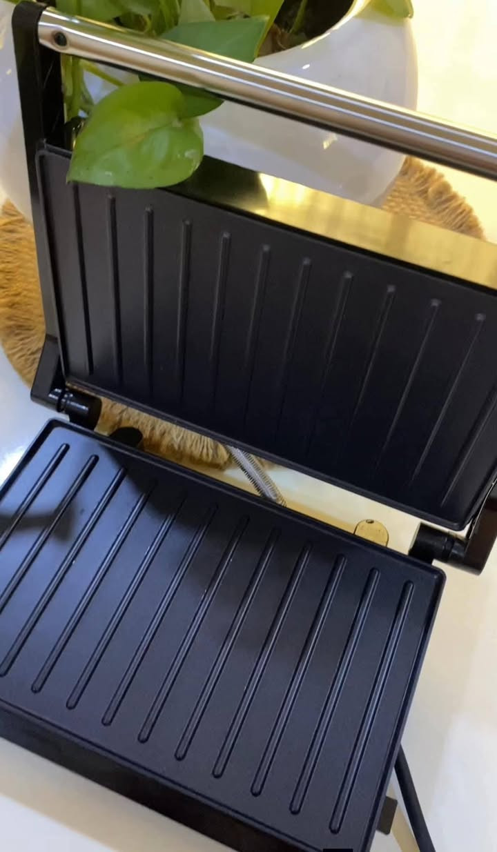 كابسة صاج ماركة ليبرونك
ستيل متوفر بكميات 📦 📦 📦 
28  الف والتوصيل مجاني لجميع محافظات العراق 🇮🇶


**إذا كنت صاحب هذا الإعلان وتريد حذفه لأي سبب، رجاءا أرسل رسالة إلى الدعم الفني**