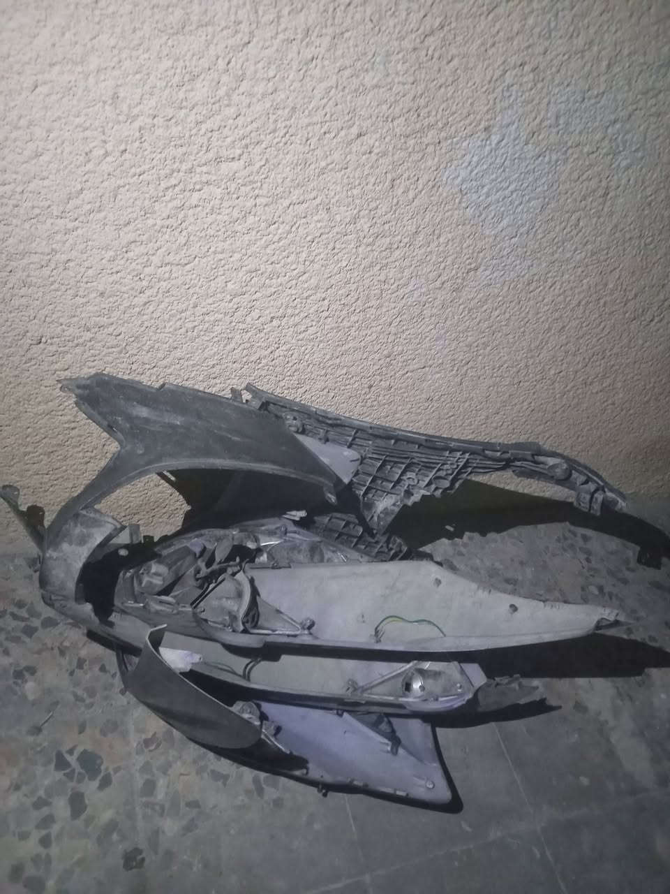 اف اس ..دراجه مالعب شلعه ومعدل فول ابيع عله وضعها  انطيك الكفرات وانت اشدهن .مكينه بالجيس شلعه مالها وصف ب ٢٠٠ وبيها مجال قليل ***********
