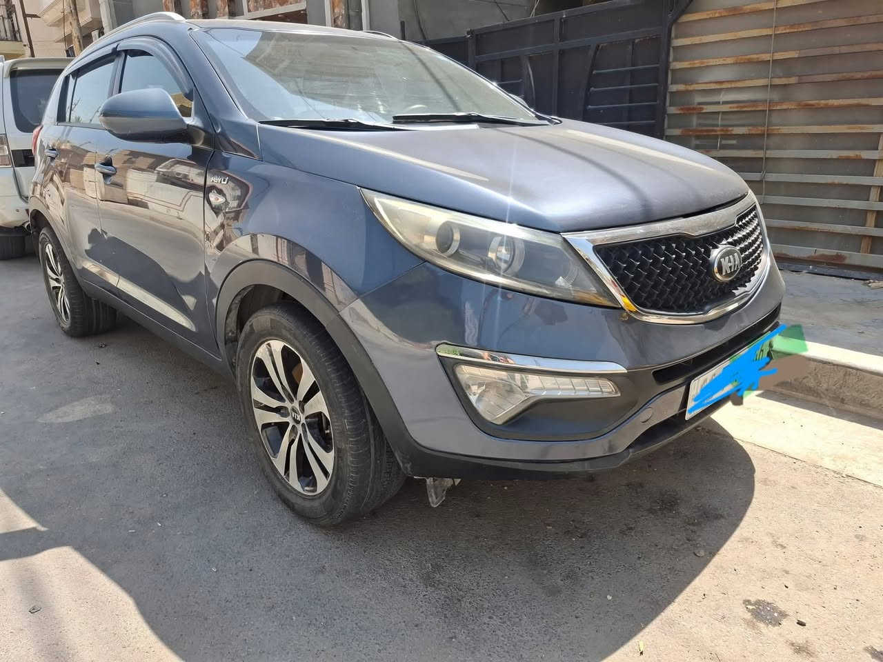 سبورتج 2015 خليجي للبيع او مراوس حسب القناعه
مع الفرق 
مكفوله كفاله عامه ما عدا صبغ جاملغ ؤبنيد جهت السائق 
العنوان // بغداد _ الدوره 
الاستفسار//  ***********. //  ***********
