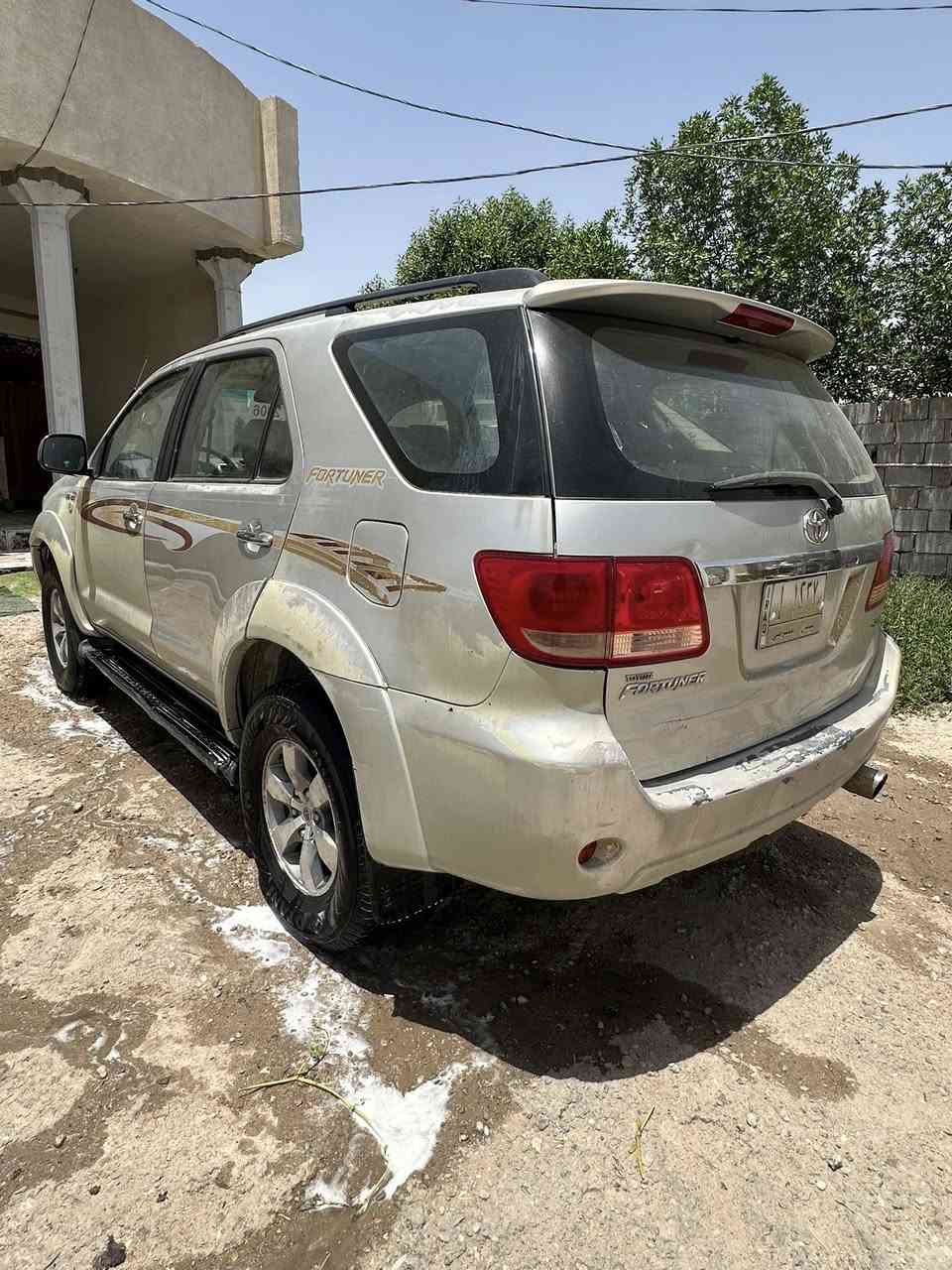 للبيع تيوتا فور جنل وارد خليجي مديل 2006
مكينه سته سلندر
رقم مشروع وطني 
مكفوله من ضربه وصبغ
تبريد قطعتين شغال
سياره بلاديه
سعر ب ١١٠ وبيها مجال
مكان بصره
***********
