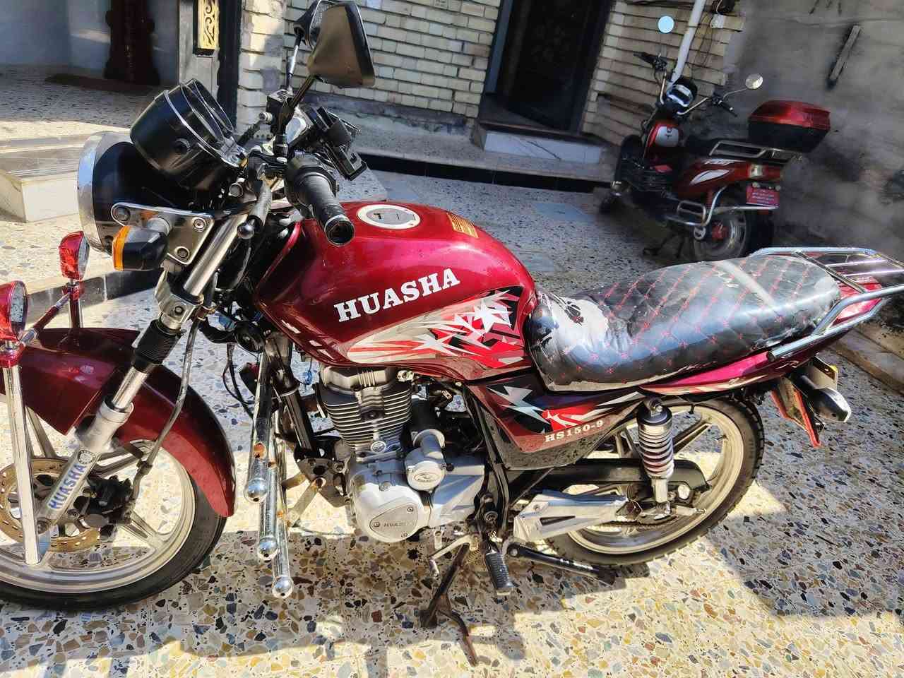 السلام عليكم
دراجه هيوشه موديل 2017 محدث23 مكمركه  للبيع دراجه نضافه مفوله تشغيل عن بعد بصمات 2 كهربائيات كلها شغاله دراجه ماتخلي عليها لو ربع السعر 800 وبيها  للاستفسار خاص او اتصال
***********
