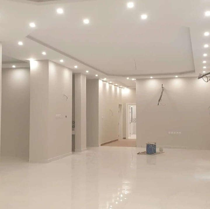 *********** بغداد 
صبغ الاصباغ داخلي وخارجي وصبغ الديكور والحديد وعزل الأسطح وصبغ الوجهيات ومعالجة الرطوبه والاملاح وتركيب بديل الرخام والخشب وتركيب السحبات والفوم مرحبا بكم مع 
الصباغ ابو مصطفى المصري. بغداد
