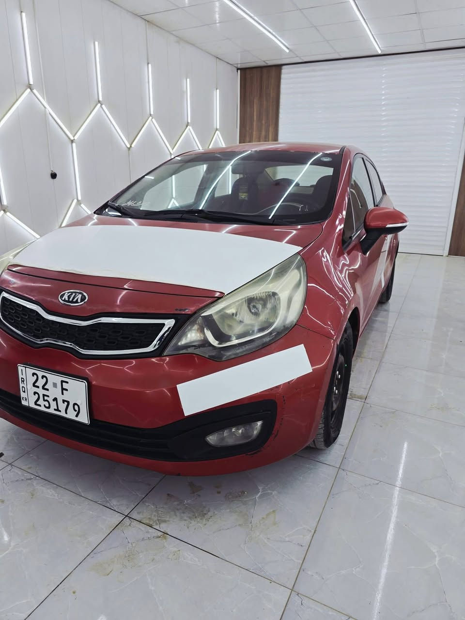 للبيع – كيا ريو 2012ورد خليجي
▪️ الحالة: بدون حادث 
 السونار مرفق  
- محرك 1600 (دوش – قطرتين)
- تحكم ستيرن
- مرايات شفط
- إشارات مرايات
- حساس خلفي 
- فول عدا البصمه والفتحه
-بلوتوث اوكس منفذ شحن
-تجوه وسطيه بلاديه 
- اربع جام كهرباء +نضام ايكو 
-حداديه جديده  
-تبريد ثلج+تدفئه شغال

▪️ العداد: 140
▪️ الرقم: اربيل دولي كامل وباسمي
▪️ السنوية: غير منتهية الصلاحية
▪️ الوارد: خليجي

 السعر: 97 وقابل للتفاوض البسيط للجادين فقط

📞 للاتصال والاستفسار: خاص أو واتساب 

***********
