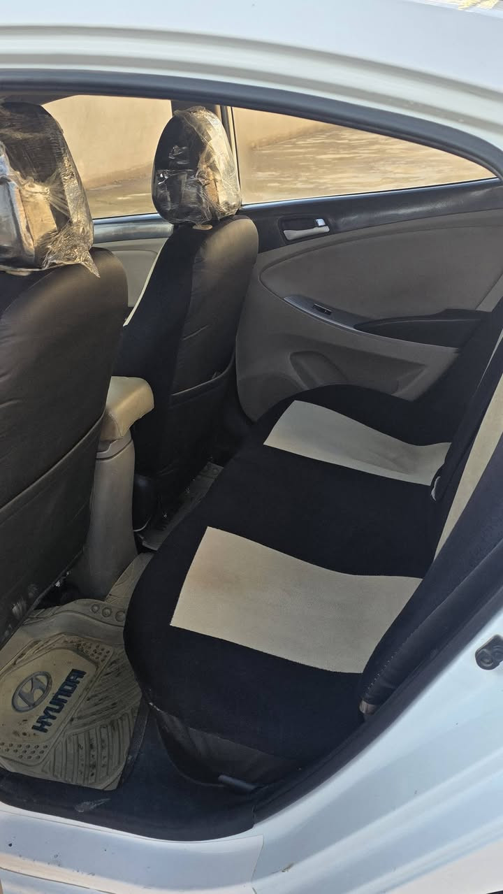 السلام عليكم
اكسنت مضلع 2016 
محرك. 14
رقم نينوى 
السياره بيها ضرر ابواب 2 الحادث بيدي صار
شرط بدون دواخل 
مكينه وكير شرط 
سياره نضيفه مال بيت 
السعر 97 وبيها مجال 
***********
